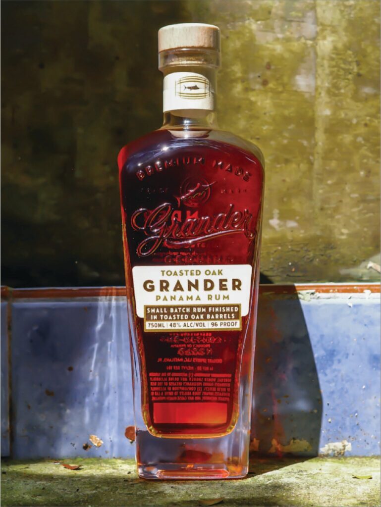 Photo of Grander Rum Toasted Oak bottle